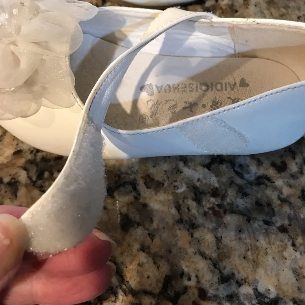 👶 Boutique White Dress Shoes